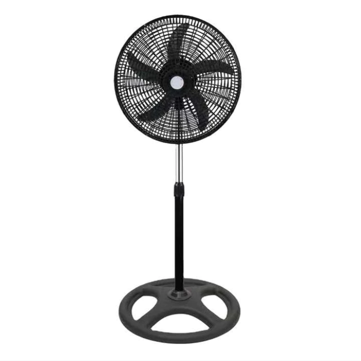 18" DIGIMARK Oscillating Black Indoor Pedistal Fan