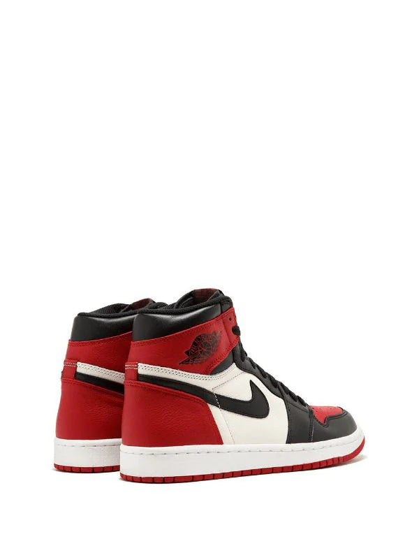 Air Jordan 1 Retro High bred toe