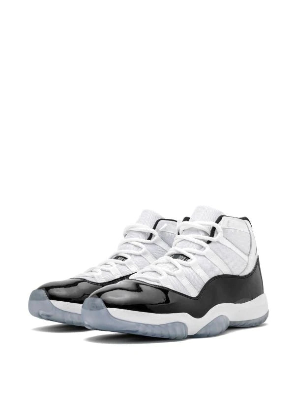 Air Jordan 11 Retro Concord